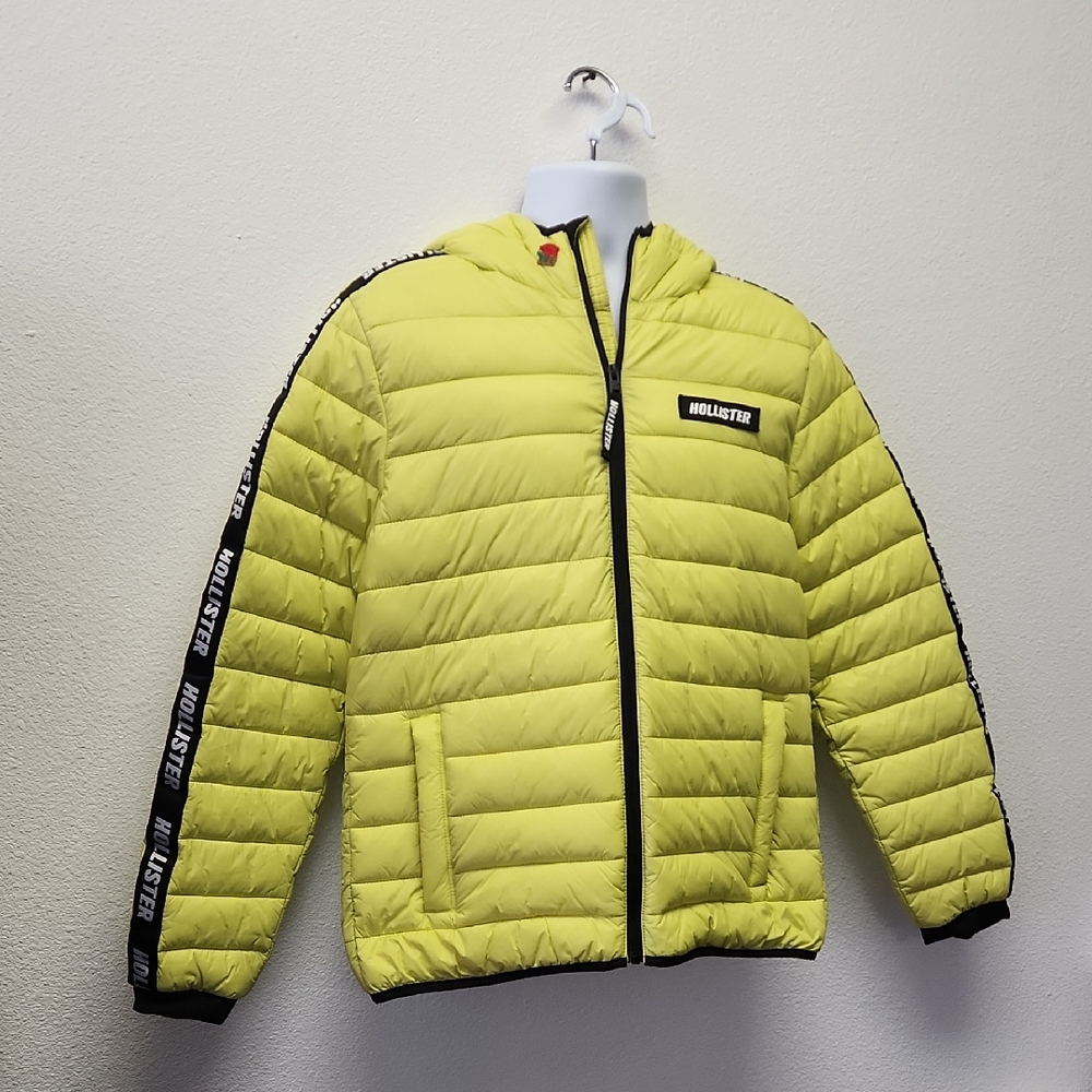 Hollister Vibrant Yellow Quilted Jacket